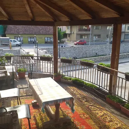 Kej Apartment *